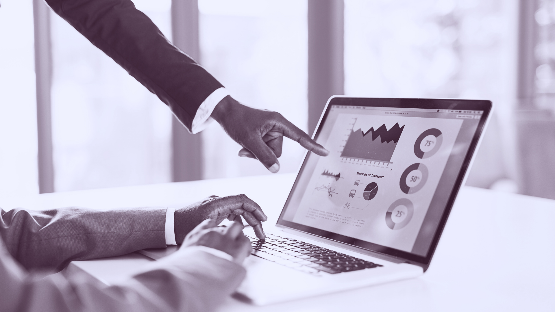 Zeiterfassungssysteme für KMUs - Spezifische Herausforderungen und Lösungen bei der Implementierung